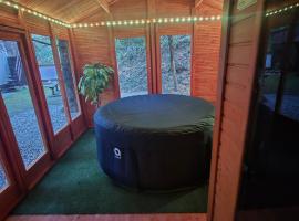 Várhegy apartman, Hotel in Neszmély