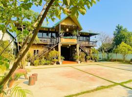 Hải Long Homestay, Hotel in Làng Chan Han