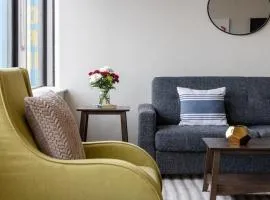 16th FL Bold CozySuites with pool gym #1