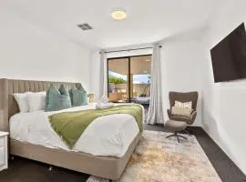 Spacious Family Coastal Retreat, 4br, Bbq