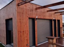 Le b&ecirc;&ecirc;&ecirc;l endroit วิลลาในG&eacute;lucourt