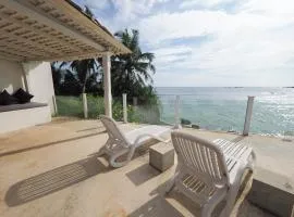 Galle Henna Beach House