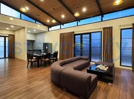 Large Villa Crown Hill Estate F26