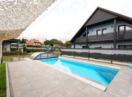 Luna Et Sol Apartments, hotel a Rząska