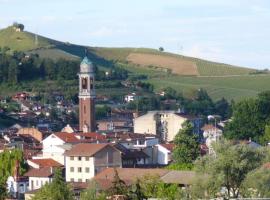 Casa del gelso, hotel v destinaci Canale
