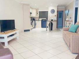 Perfect holiday destination!, hotel in Jeffreys Bay