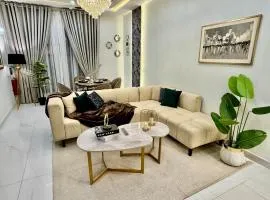 3BR Modern Home Fast Wi-Fi & Parking DHA 9