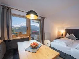 HAUSERHOF Farmhouse with Dolomite View