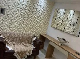 Cozy Apartment Near the Medical School and Downtown