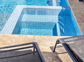 The Sanctuary, hotel v destinaci Rosebud