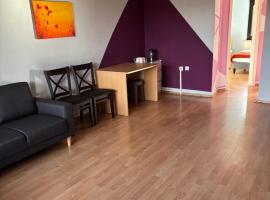 Amazing entire Apartment, U79&S1, Messe, Airport, Hbf, 6-Seen-Platte, ξενοδοχείο στο Ντούισμπουργκ