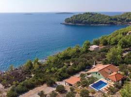 Villa Green by Villas Guide, hôtel à Potirna