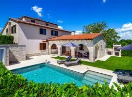 Holiday house Casa Mia with a private swimming pool