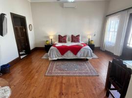 Toni's Cottage, hotell sihtkohas Graaff-Reinet