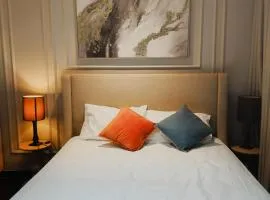 Elegant and Stylish 1 Bedroom with Balcony Prime Makati Location