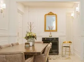 Spadalux Apartment - 3 BR 4 Bath Luxury Apt