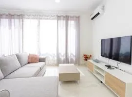 New building - 1 min away from the main road