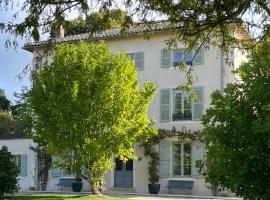 Domaine les Darbonnets - Chambres et Table d'hôtes, hotel in Chavannes-sur-Reyssouze