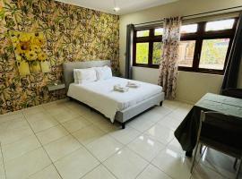 Relaxed Studio Near the Beach, hotel in Jan Thiel