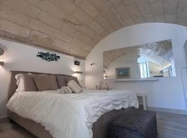 Monolocale Dimora Borgo Monte nel cuore di Otranto con garage，位于奥特朗托的酒店