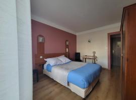 Touring Hotel, ξενοδοχείο σε Bellegarde-sur-Valserine