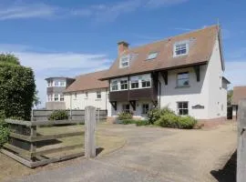 Commodores House 5 bedrooms