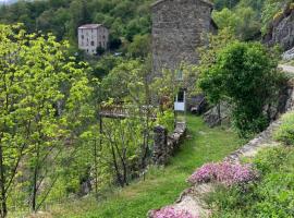 Votre gite dans l'ancienne Huilerie de Tourtel, hotel en Vernosc-lès-Annonay