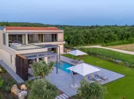 Villa Visignano with private pool, BBQ and jacuzzi