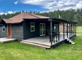 Black Hills Glamping Cabin, Perfect for an Outdoor Adventure