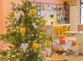 PAUL & PIA - Welcome Home Hotel, hotel in Colmar