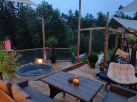 Cozy 6 Bedroom Holiday House in Oslos Countryside, hôtel à Kolbotn