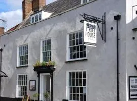 Earsham Street House