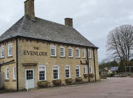 The Evenlode Rooms at Firehouse Oxford, ξενοδοχείο σε Witney