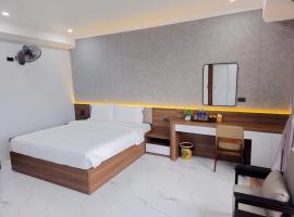 阮黄酒店, pet-friendly hotel in Hòa Ðình