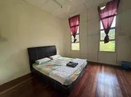 Mahua Lodge and Campsite