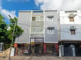 Smart Homes near koyambedu by Stayz Royale