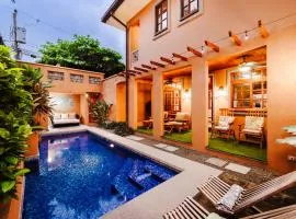 Relaxing Tropical Villa Near The Beach