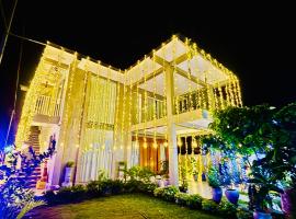 Villa AURA, hotel in Weligama