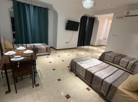 Marlik hostel, ξενοδοχείο σε Seeb