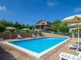 Apartment Near Lake Trasimeno With View