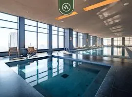 Luxury Studio - Revolution Monument View - Gym