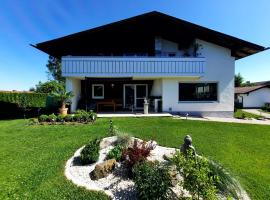 Haus Broni, hotel i Prem