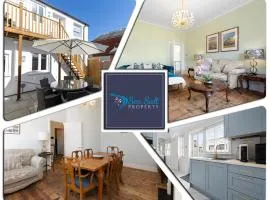 Luxury pair of Georgian apartments, hot tub, sea views, sleeps 12