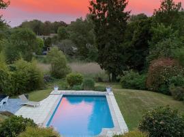 라 훌페에 위치한 호텔 Yourehome 2 belles chambres à louer dans un écrin de verdure