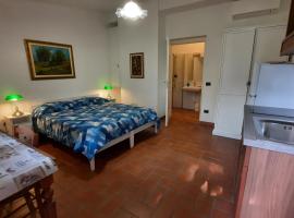 FATTORIA-AgriHotel -, hotel in Certosa di Pavia