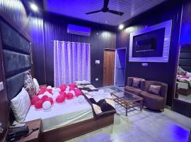 The Hotel Moon, hotel v destinaci Pāonta Sāhib