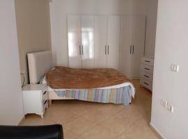 Tag HOSTEL, hostel in Tirana