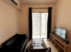 Spacious 2 Bedroom Apartment at Skyhouse BSD Kensington, hotel di Cilenggang