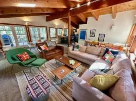 Palisades, Lake Tahoe, Tahoe City, Hot Tub, Dogs OK