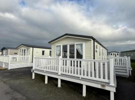 Poppy Lodge LE 17 Ocean's Edge Park, khách sạn ở Morecambe